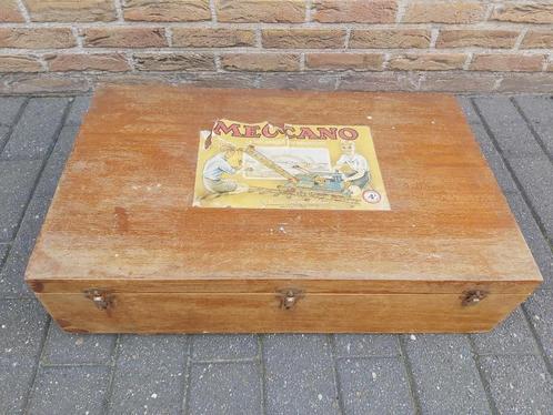 Oude meccanoset in houten box, vol met onderdelen jr 50, Antiek en Kunst, Antiek | Speelgoed, Ophalen