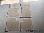 Kit tapis d'un Mercedes S-Klasse, 3 mois de garantie, Utilisé, -, -