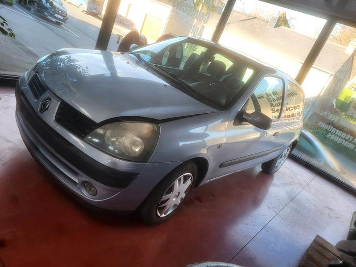 Renault Clio 2 Phases 2 Gris Agathe voor onderdelen, Auto diversen, Overige Auto diversen, Ophalen