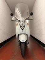 Sym Mio A Klasse - 3 000 km - Zonder rijbewijs Zo Als nieuw, Fietsen en Brommers, Klasse A (25 km/u), 49 cc, Zo goed als nieuw