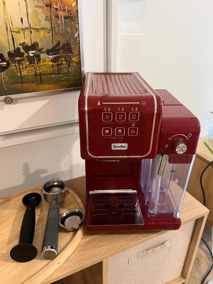 Breville-koffiezetapparaat — Expresso, Latte en Cappuccino, Elektronische apparatuur, Koffiezetapparaten, Zo goed als nieuw, Gemalen koffie