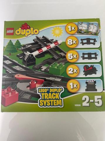 Lego Duplo trein rails 10506 Uitbreidingsset, Enlèvement ou Envoi, Comme neuf, Ensemble complet, Duplo