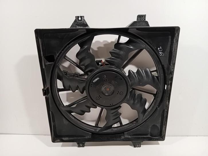 KOELVENTILATORMOTOR Hyundai Tucson (NX) (25304cz201), Auto-onderdelen, Airco en Verwarming, Hyundai, Gebruikt