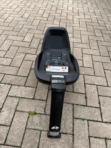 Maxi cosi 2wayfix beschikbaar voor biedingen