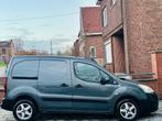 CiTROEN BERLINGO 1.6BLUEHDİ 3PLACES EURO6B GPS CAMERA AİRCO, Auto's, Citroën, Euro 6, 1600 cc, USB, 5 deurs