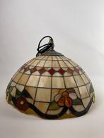 Tiffany Style Hanging Ceiling Lamp with Flower Motif, Antiek en Kunst, Ophalen