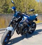 Yamaha MT09 / met akrapovic uiltaat / 8000 km, Particulier
