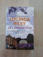 Lucinda Riley - De lavendeltuin, Ophalen of Verzenden, Zo goed als nieuw