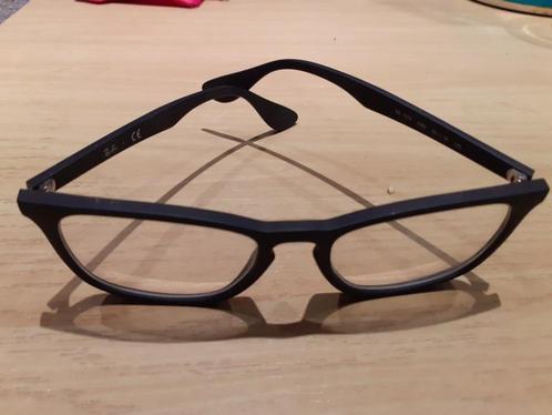 LUNETTES RAY-BAN COMME NEUVES, Handtassen en Accessoires, Zonnebrillen en Brillen | Heren, Zo goed als nieuw, Bril, Ray-Ban, Zwart