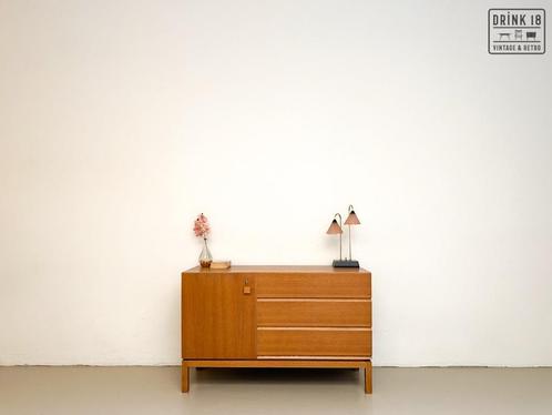 Vintage Design - Wandmeubel, Antiek en Kunst, Curiosa en Brocante, Ophalen