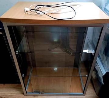 2 vitrinekastjes, Huis en Inrichting, Ophalen, Gebruikt