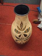 Pot in aardewerk gesigneerd., Ophalen