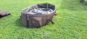 TRAKKER sanctuary oval crib 