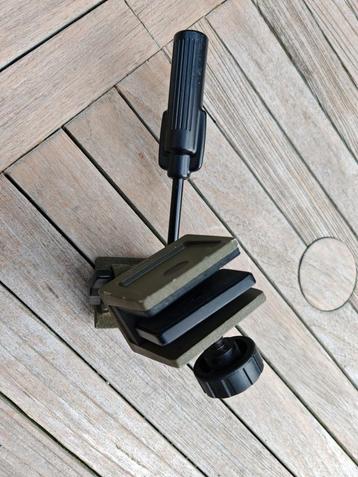 Bushnell raamstetief.  beschikbaar voor biedingen