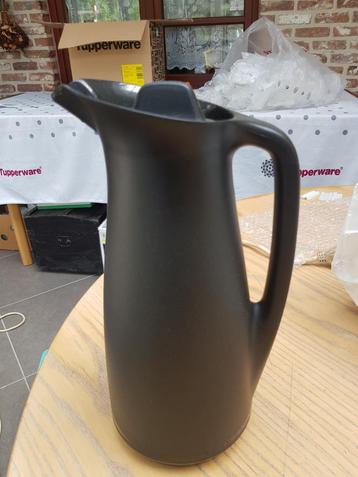 Isoleerkan Tupperware  beschikbaar voor biedingen