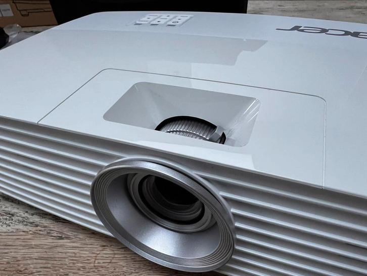 Beamer Acer P1150 projector, Audio, Tv en Foto, Beamers, Zo goed als nieuw, Ophalen