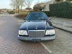 Mercedes-Benz E32O, Auto's, Automaat, 4 zetels, Achterwielaandrijving, Zwart