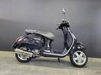 Piaggio Vespa GTS 250 (bj 2016), Motoren, 250 cc, Scooter, Bedrijf, 12 t/m 35 kW