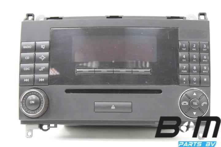 Radio MF2610 volkswagen Crafter, Autos : Divers, Autoradios, Utilisé