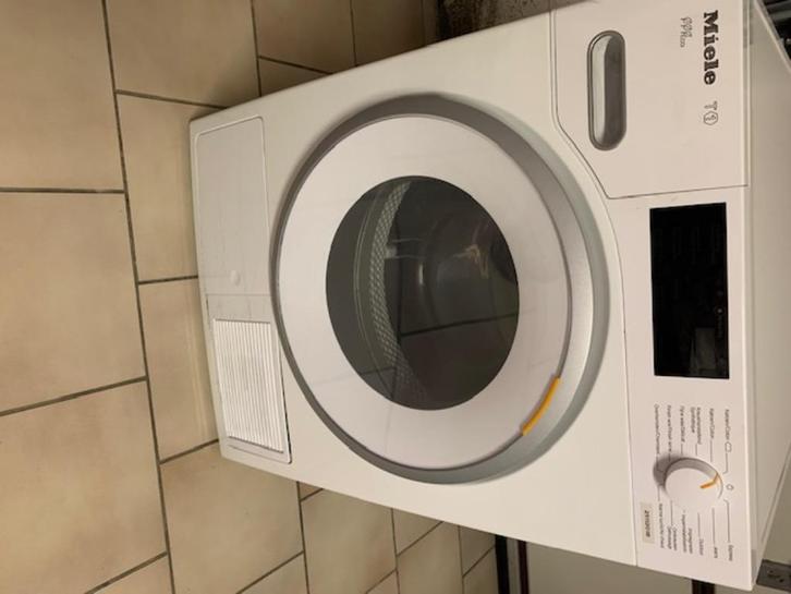 Séche linge MIELE T1 réf : TVF620WP du 11 2028 pour pièces., Elektronische apparatuur, Droogkasten, Niet werkend, Overige typen