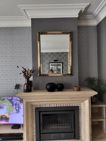 Decoratieve spiegel  beschikbaar voor biedingen