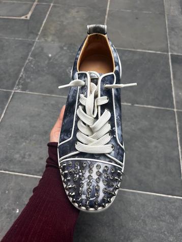 Sneakers schoenmaat 41 nooit gedragen, Neuf, Christian louboutin, Autres couleurs, Enlèvement