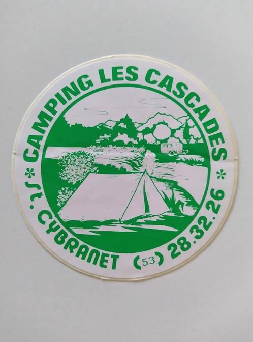 Autocollant vintage - Camping Les Cascades - St-Cybranet, Collections, Autocollants, Comme neuf, Société ou Association, Enlèvement ou Envoi
