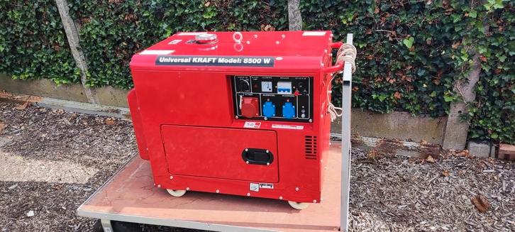 Stroomgroep 8500W/10.5KVA, Doe-het-zelf en Bouw, Aggregaten, Nieuw, Dieselolie, 5 tot 10 kVA, Elektrisch startend, Geluidgedempt