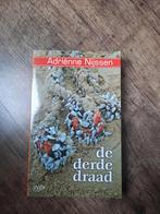 Adriënne Nijssen - De derde draad, Ophalen of Verzenden, Zo goed als nieuw, Adriënne Nijssen