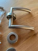 3 deurklinken RVS, Doe-het-zelf en Bouw, Hang- en Sluitwerk, Ophalen, Zo goed als nieuw
