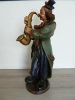 Beeld van Clow met saxofoon in resin 63cm ., Ophalen