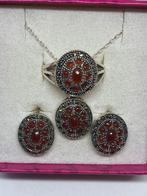 Zilveren Set met Carneool (925 Zilver), Handtassen en Accessoires, Oorbellen, Nieuw, Ophalen of Verzenden, Met edelsteen, Knopjes of Stekers