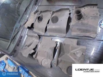 Afdekkap achter koplamp bmw e30 325i 323i 320i 318i 316i etc beschikbaar voor biedingen