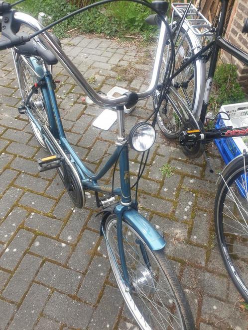 Te koop dringend wegens verhuizing !!, Fietsen en Brommers, Fietsen | Heren | Sportfietsen en Toerfietsen, Zo goed als nieuw, Ophalen