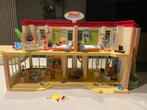 Playmobil hotel helemaal ingericht (5265), Ophalen of Verzenden, Zo goed als nieuw