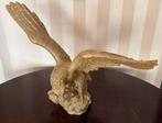 Arend in steen, Verzamelen, Dierenverzamelingen, Ophalen, Zo goed als nieuw, Vogel, Beeldje of Figuurtje