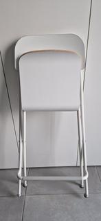 4 identieke hoge opklapbare stoelen Ikea - wit, Huis en Inrichting, Barkrukken, 60 tot 90 cm, Metaal, Zo goed als nieuw, Ophalen