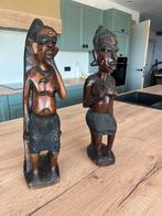 2 grote Afrikaanse houtsnijwerken, Ophalen