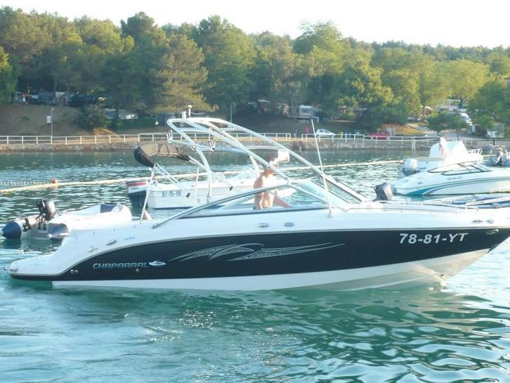 Chapparal 236 SSI ***maar 300 Vaaruren***, Watersport en Boten, Speedboten, Zo goed als nieuw, 6 meter of meer, Benzine, 200 pk of meer