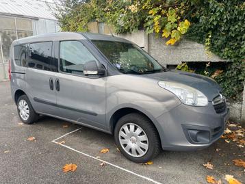 Opel Combo 1.4 benzine uit 2015 84.000 km / Airco! beschikbaar voor biedingen