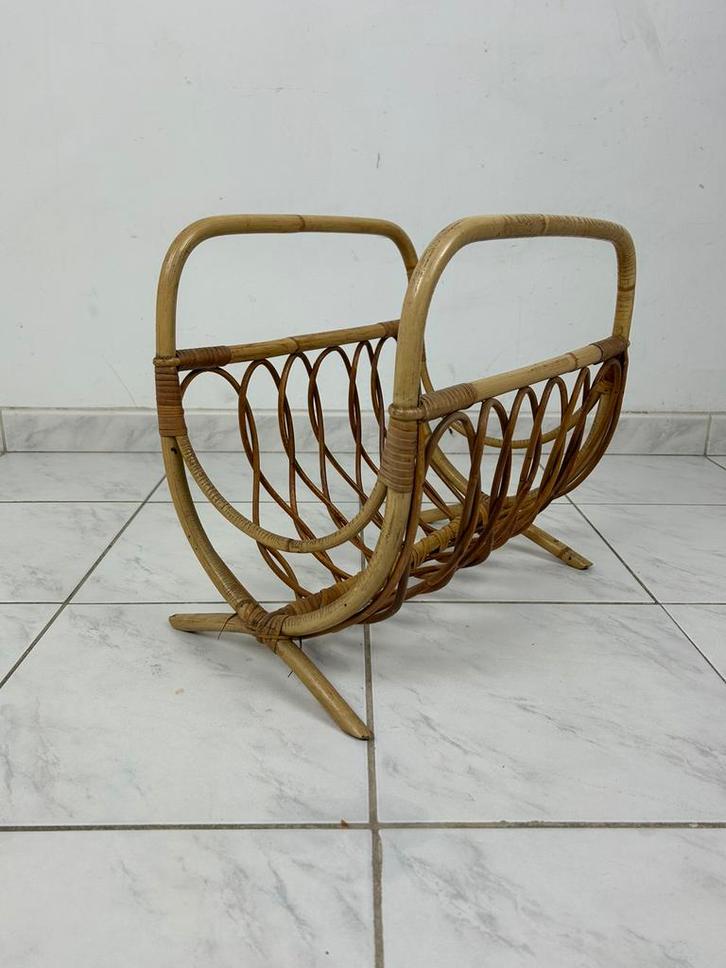 Vintage bamboe magazine houder, Huis en Inrichting, Woonaccessoires | Krantenbakken en Lectuurbakken, Gebruikt, Ophalen of Verzenden