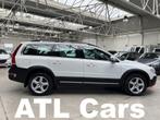 Volvo XC70 2.4 Diesel D5 | 4x4 | Navi | Euro 5 | Camera, Auto's, Volvo, Stof, Gebruikt, Wit, 120 kW