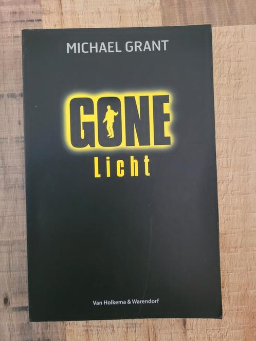 Michael Grant - Licht, Boeken, Thrillers, Zo goed als nieuw, Ophalen of Verzenden