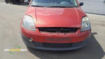 Motorkap van een Ford Fiesta (T5) beschikbaar voor biedingen