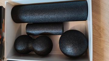 Set rollers en massageballen beschikbaar voor biedingen