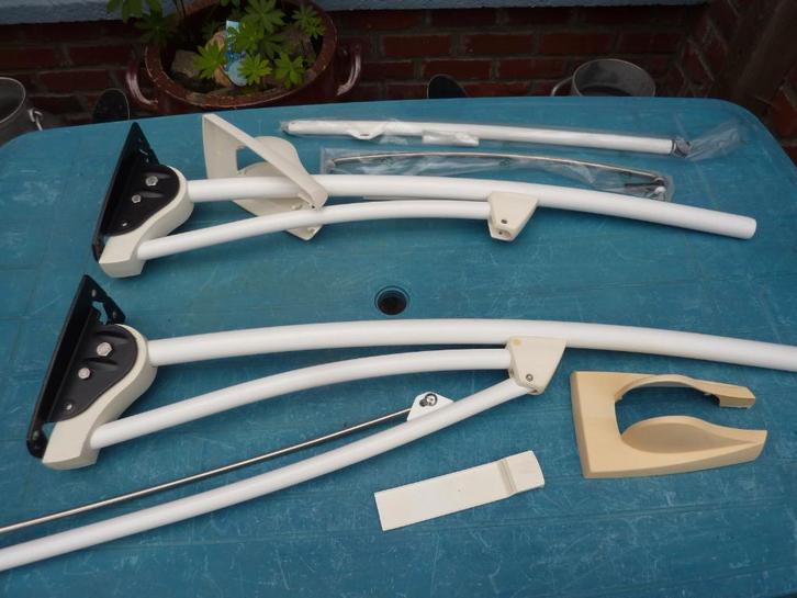 Deux barres de maintien Invacare Revato R7772, Divers, Matériel Infirmier, Neuf, Enlèvement