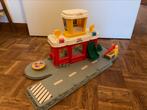 Fisher Price - Little people - vlieghaven en winkel, Ophalen, Zo goed als nieuw