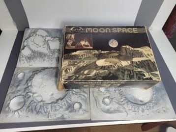 ECO Galaxy Warriors Monster Castle Space Moon Bootleg, Enlèvement ou Envoi, Comme neuf