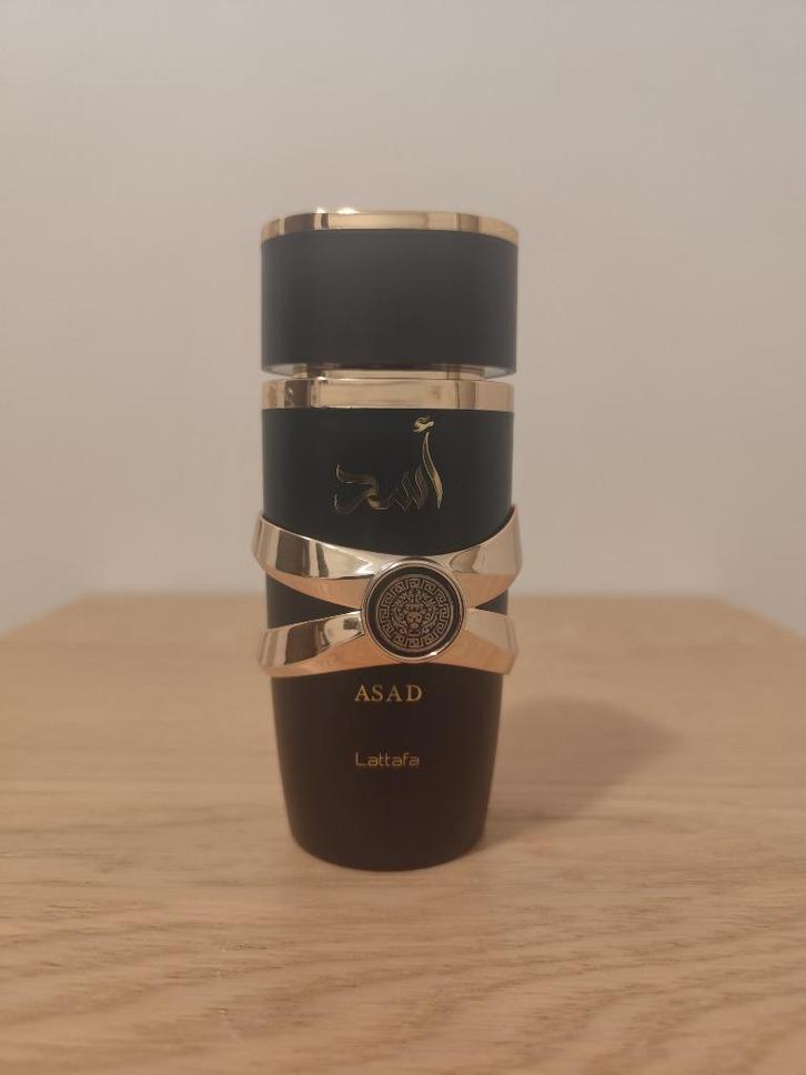 Lattafa Asad EDP 100ml (+- 75 vol - dupe Sauvage Elixir), Handtassen en Accessoires, Uiterlijk | Parfum, Zo goed als nieuw, Ophalen of Verzenden