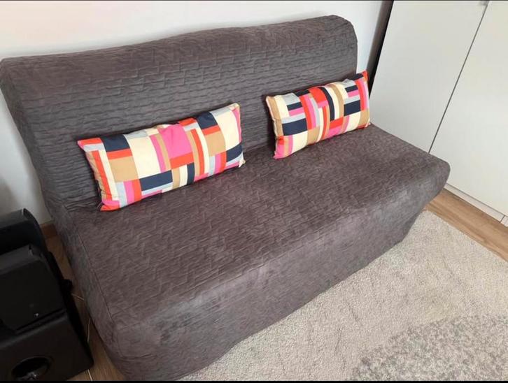 Canapé convertible IKEA modèle Lycksele+matelas et coffre, Huis en Inrichting, Slaapkamer | Slaapbanken, Zo goed als nieuw, Ophalen of Verzenden
